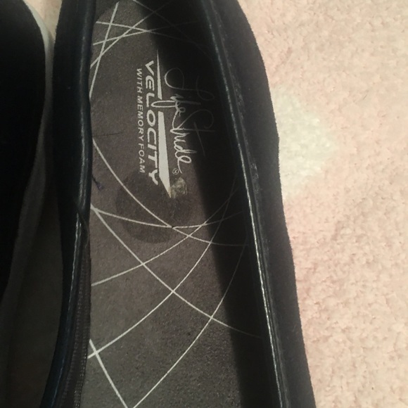 slip on shoes NWOT - Picture 4 of 7